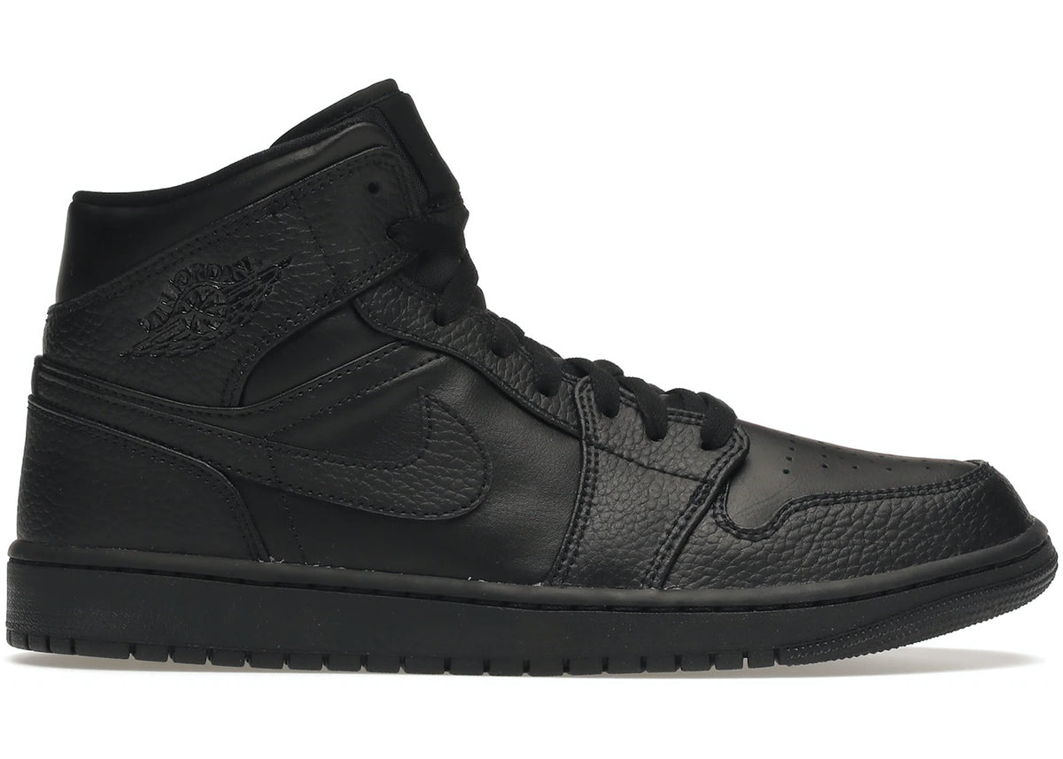 air jordan 1 triple black mid