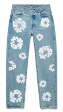 Load image into Gallery viewer, Denim Tears x Levi's Cotton Wreath Jean Light Wash

