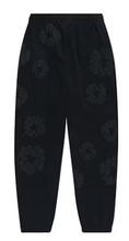 Load image into Gallery viewer, Denim Tears Cotton Wreath Sweatpants Black Monochrome
