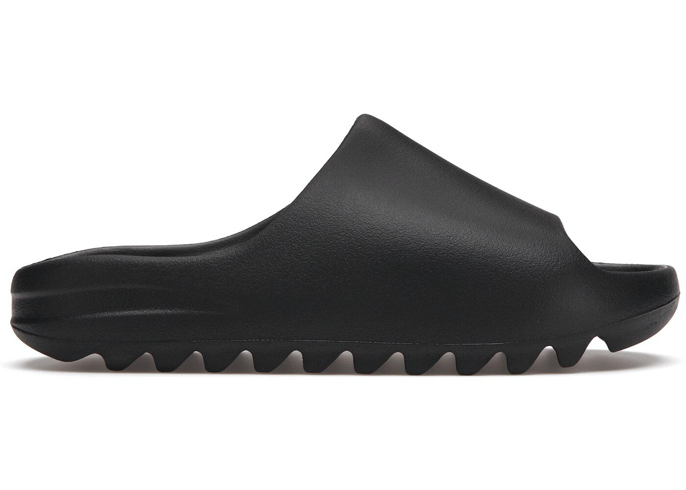 靴 adidas YEEZY Slide Onyx 210.jpg